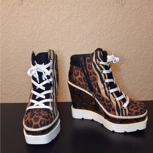 Jessica Simpson Meliney platform wedge booties